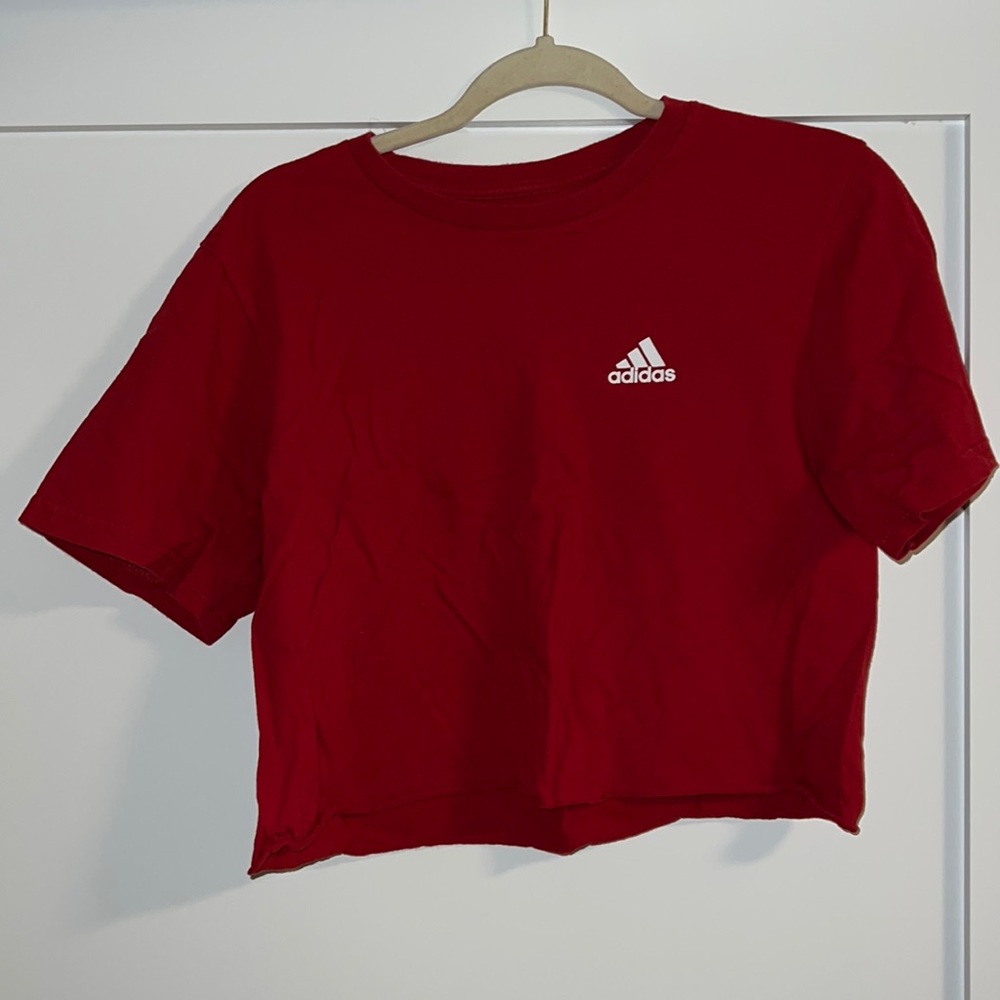 Cropped tee